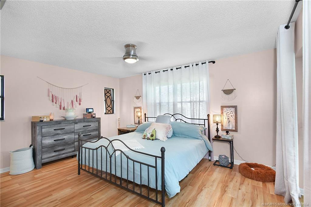 2351 Southeast Jackson Street Stuart, FL 34997 - Photo 13 of 32