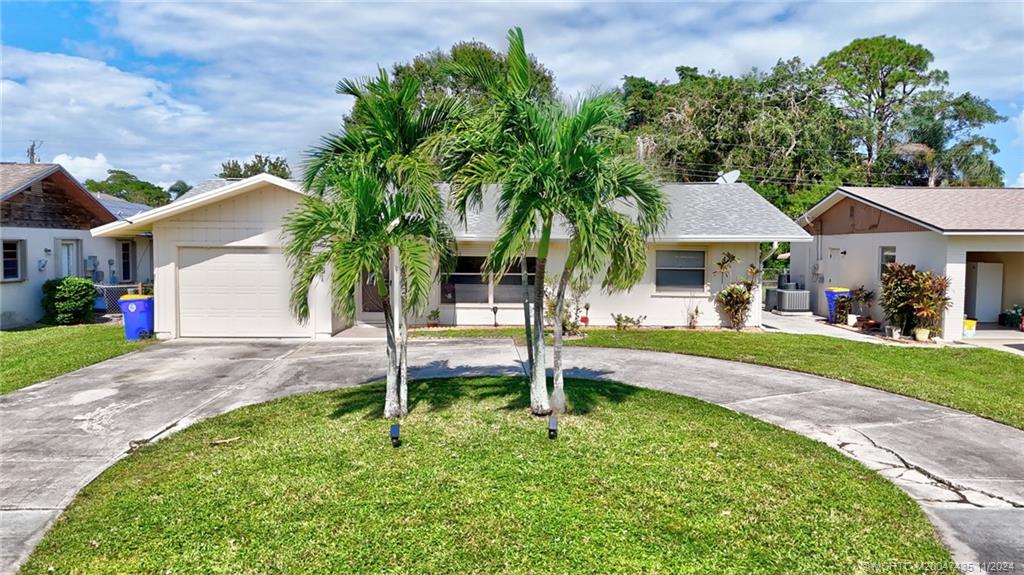 2351 Southeast Jackson Street Stuart, FL 34997 - Photo 25 of 32