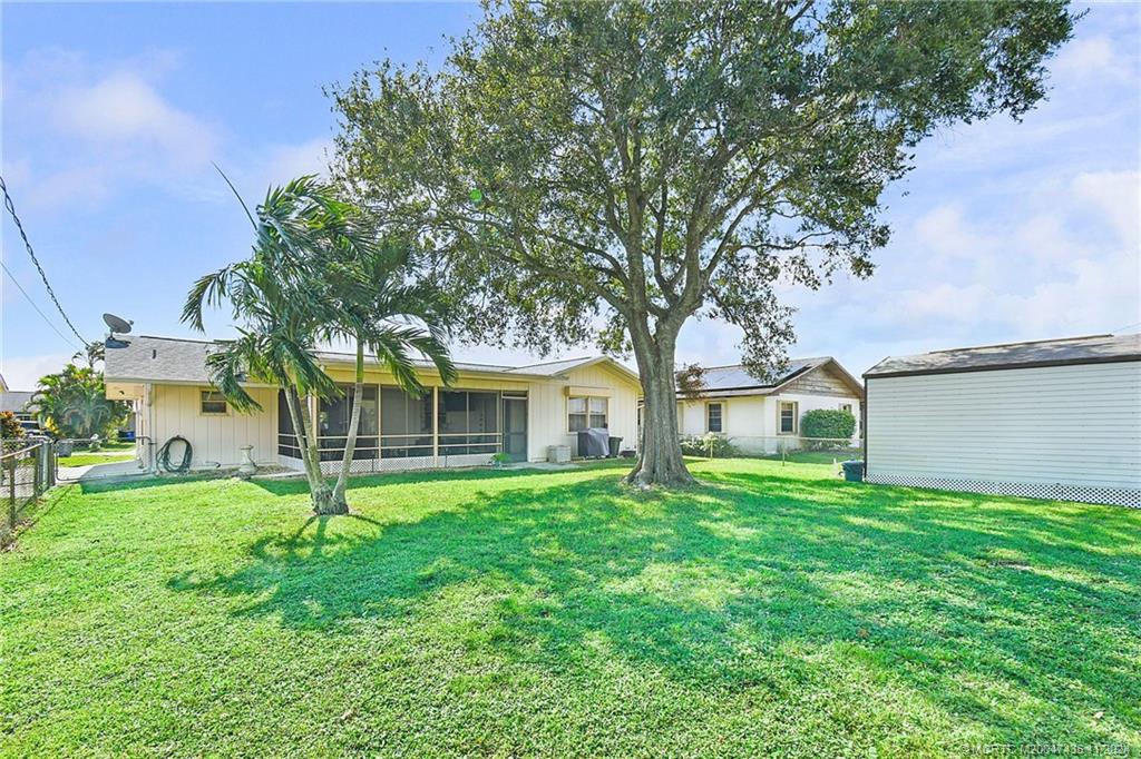 2351 Southeast Jackson Street Stuart, FL 34997 - Photo 29 of 32