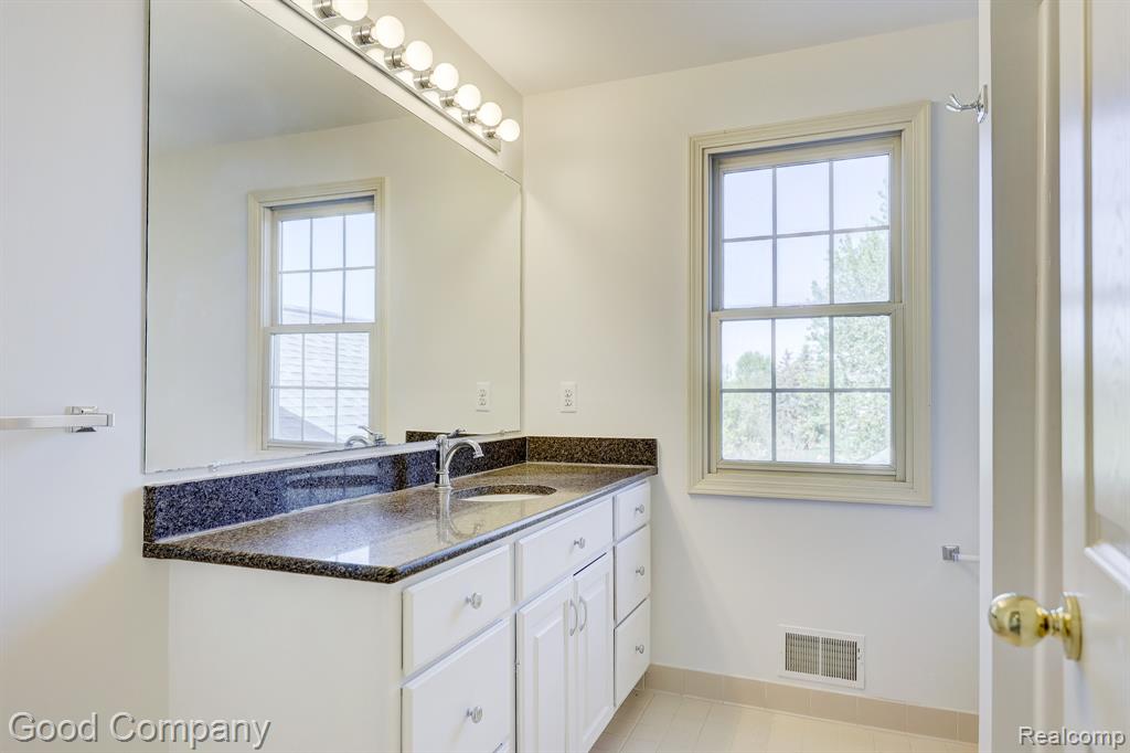 3526 Inverness Drive Rochester, MI 48306 - Photo 53 of 82