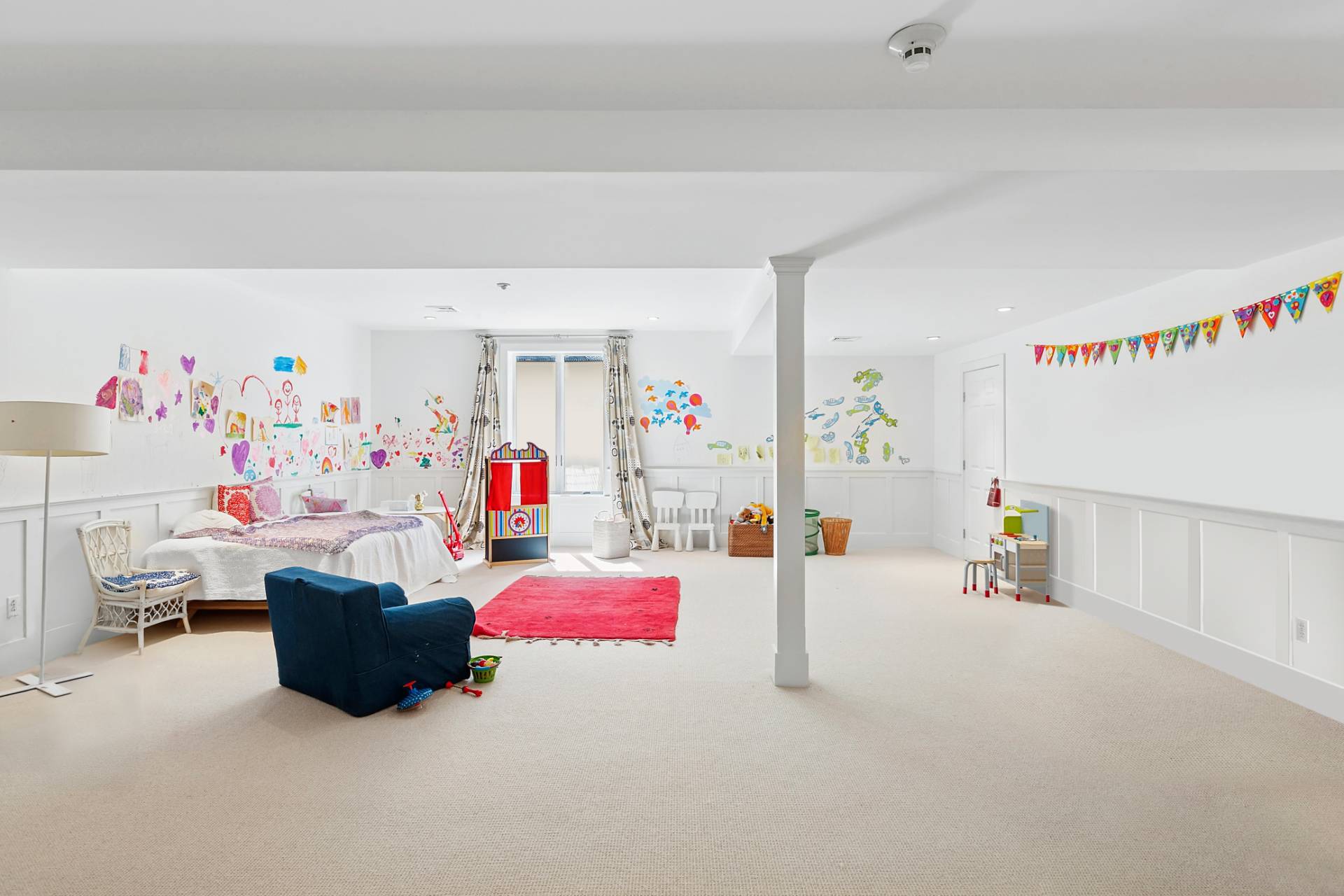 27 Gardiners Path Sag Harbor, NY 11963 - Photo 22 of 27 a playing room with toys and a couch