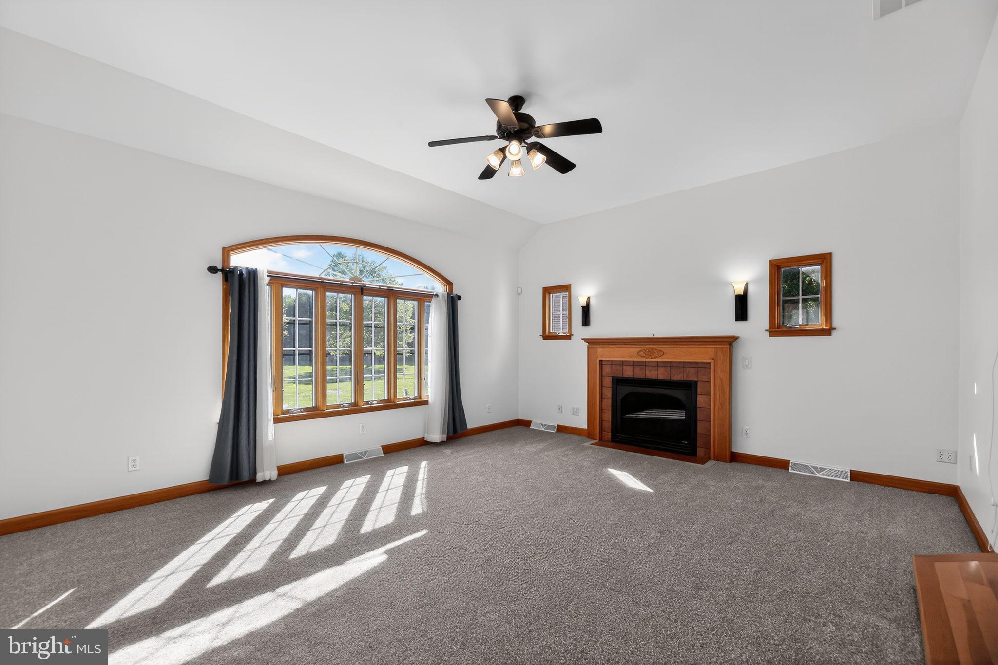 111 Heilig Road Sewell, NJ 08080 - Photo 14 of 39