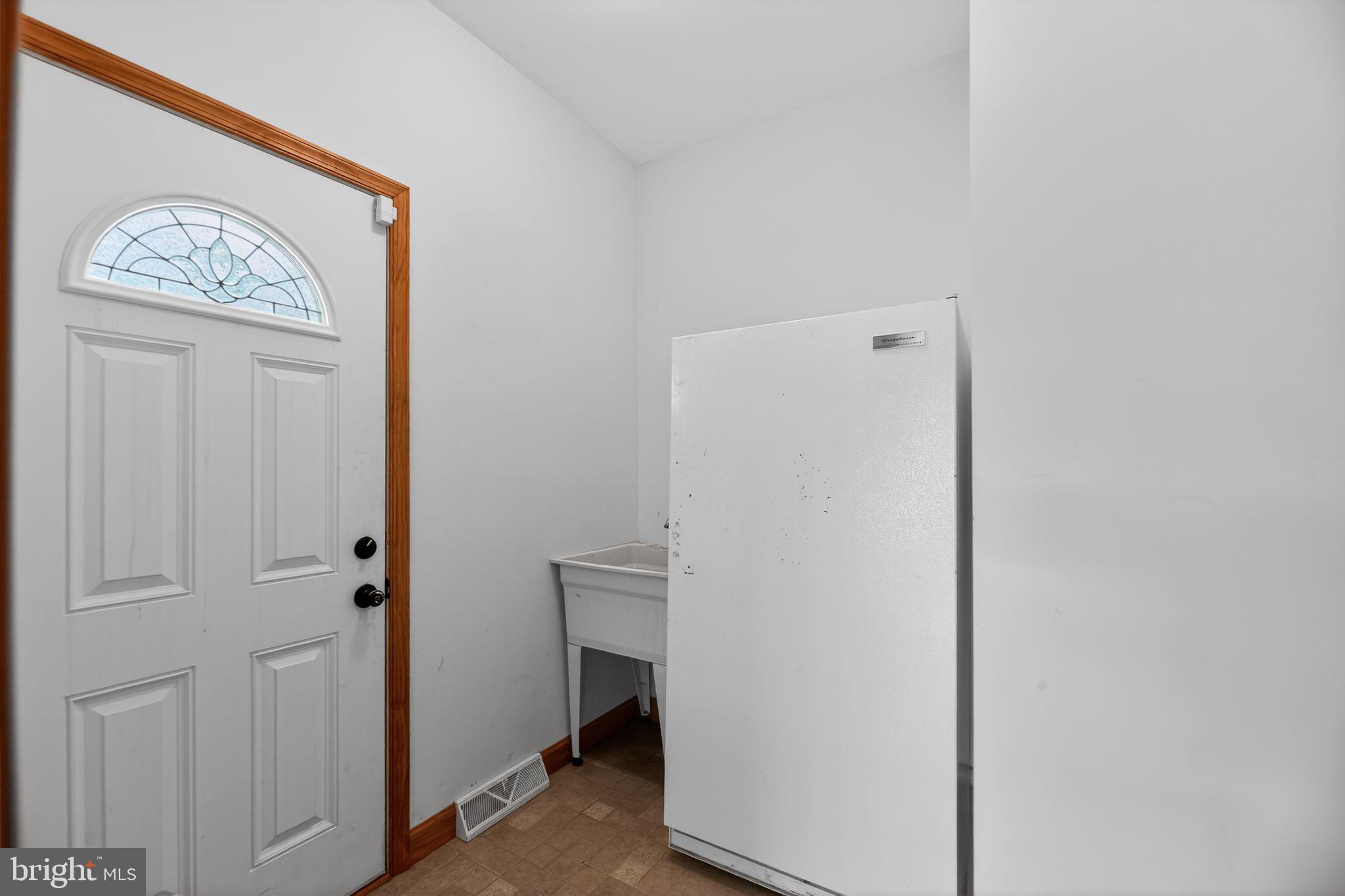 111 Heilig Road Sewell, NJ 08080 - Photo 15 of 39