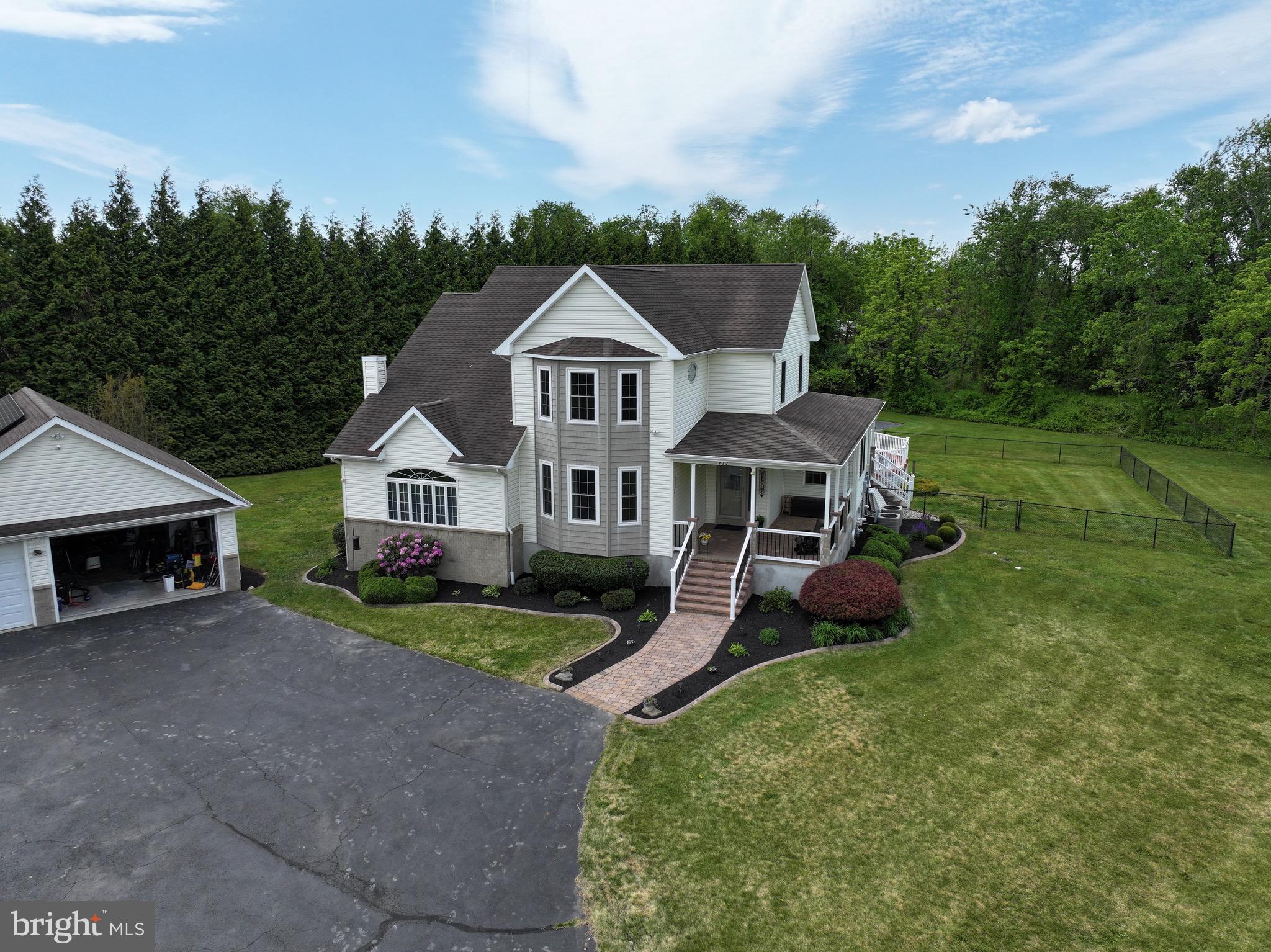 111 Heilig Road Sewell, NJ 08080 - Photo 2 of 39
