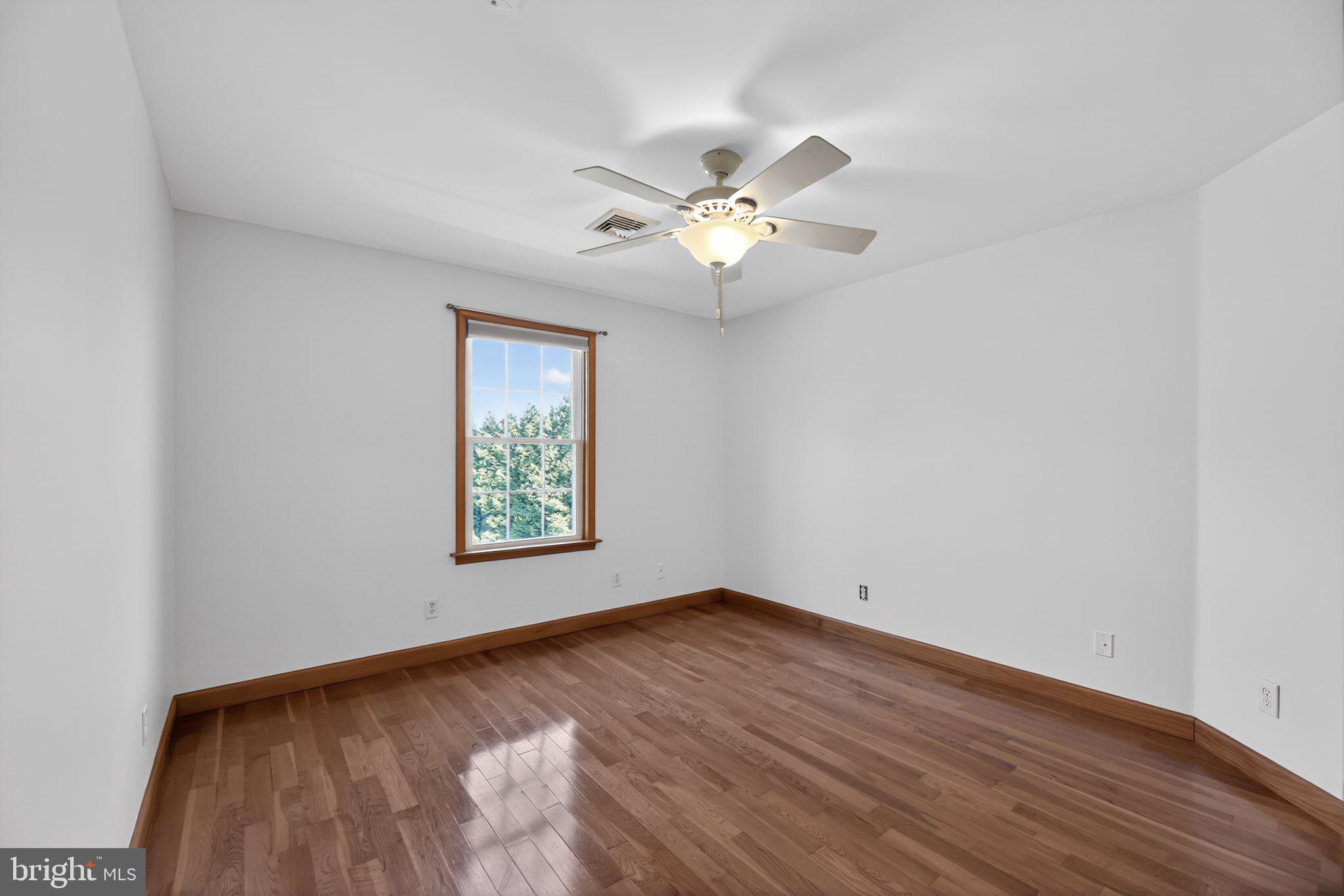 111 Heilig Road Sewell, NJ 08080 - Photo 23 of 39