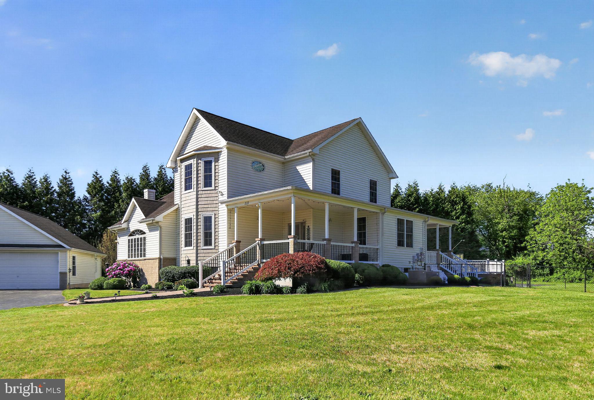 111 Heilig Road Sewell, NJ 08080 - Photo 3 of 39