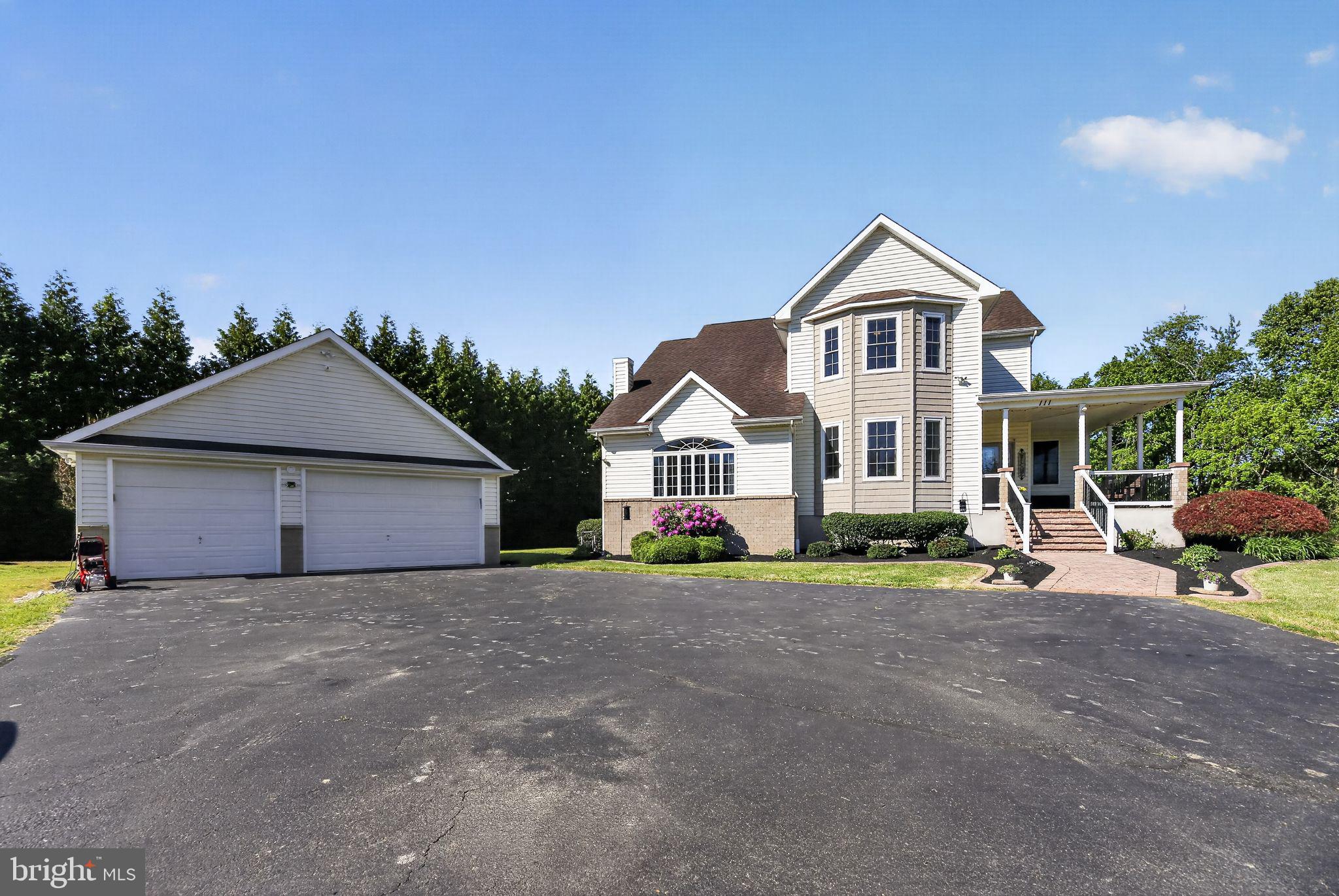 111 Heilig Road Sewell, NJ 08080 - Photo 4 of 39