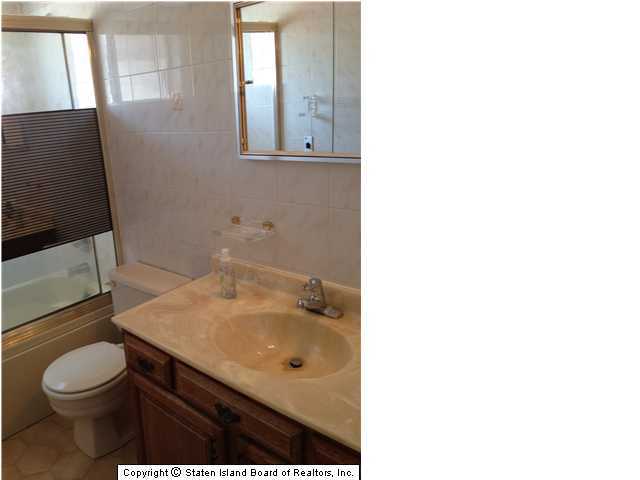 94 Green Valley Road Staten Island, NY 10312 - Photo 4 of 11 Additional Photo