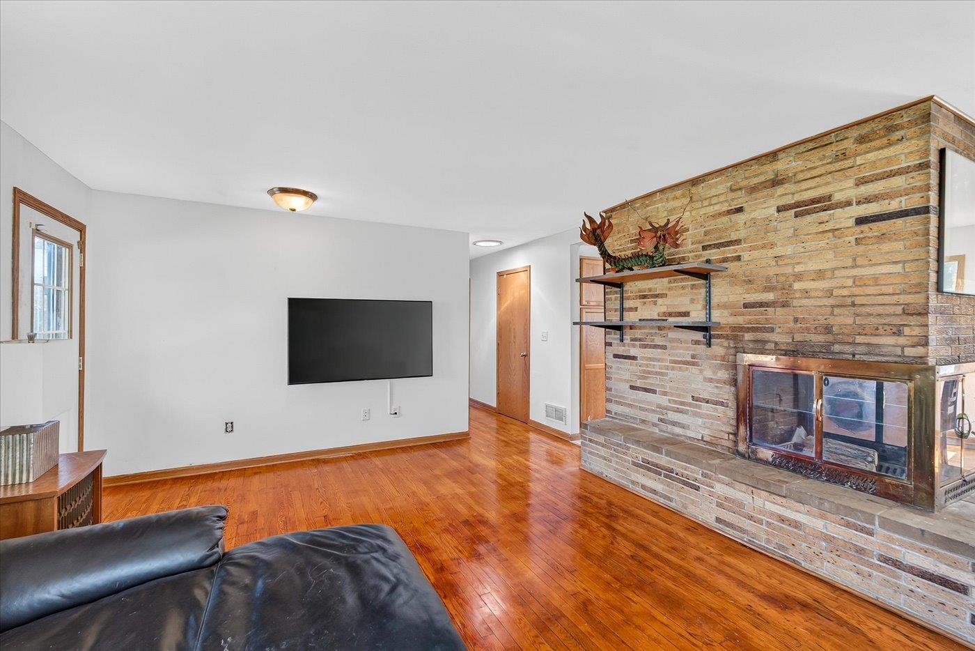 3142 Larsen Road Madison, WI 53711 - Photo 14 of 33