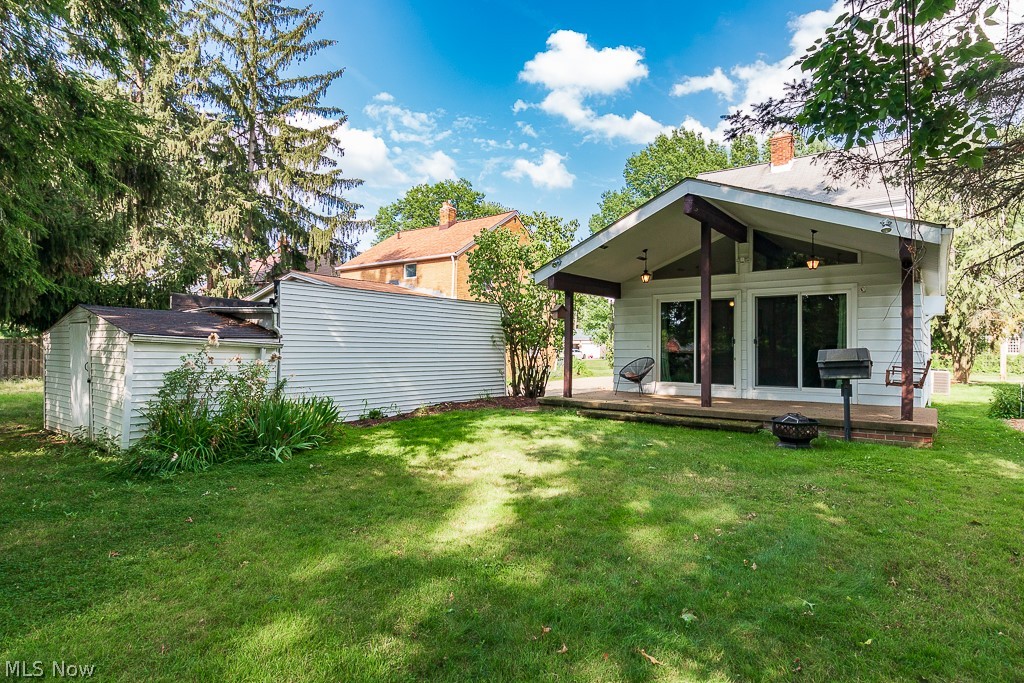 1376 Clearview Road Cleveland, OH 44124 - Photo 32 of 35