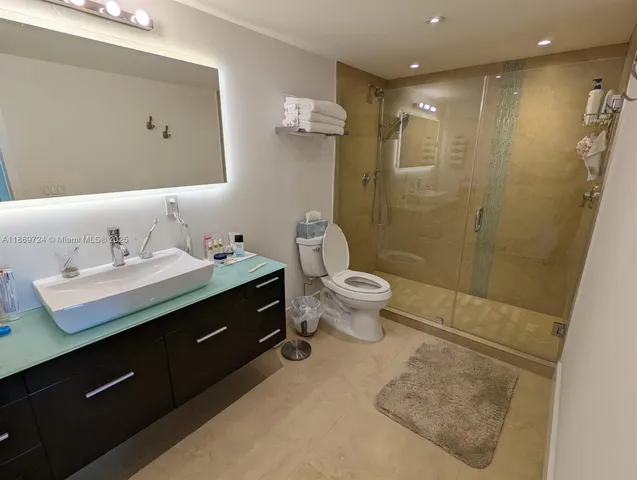 $6,500 | 9273 Collins Avenue, Unit 1004, Surfside, FL 33154