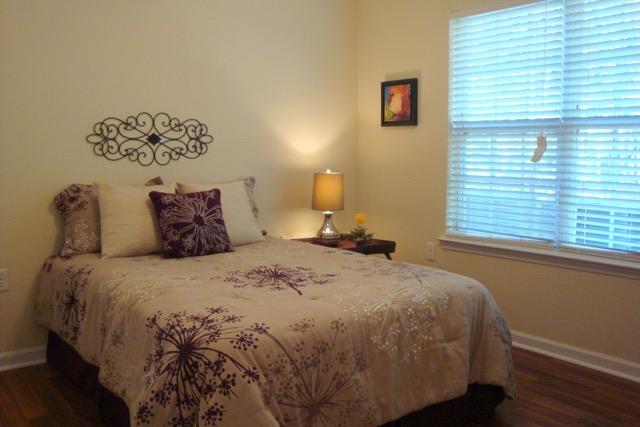 1303 Basildon Road Mount Pleasant, SC 29466 - Photo 9 of 13 DSC07330