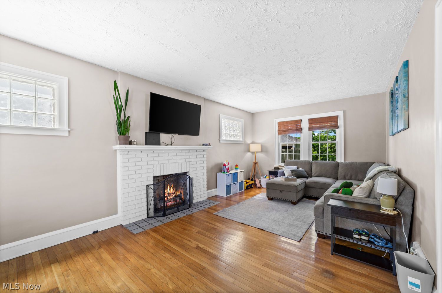1480 Bunts Road Lakewood, OH 44107 - Photo 4 of 24