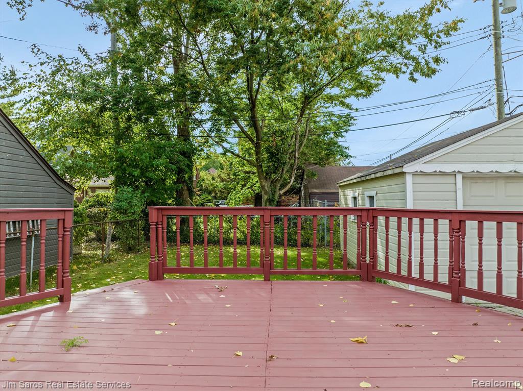 1445 Cadieux Road Grosse Pointe Park, MI 48230 - Photo 10 of 14