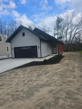 $319,900 | 315 East Arlington Street, Bangor, MI 49013