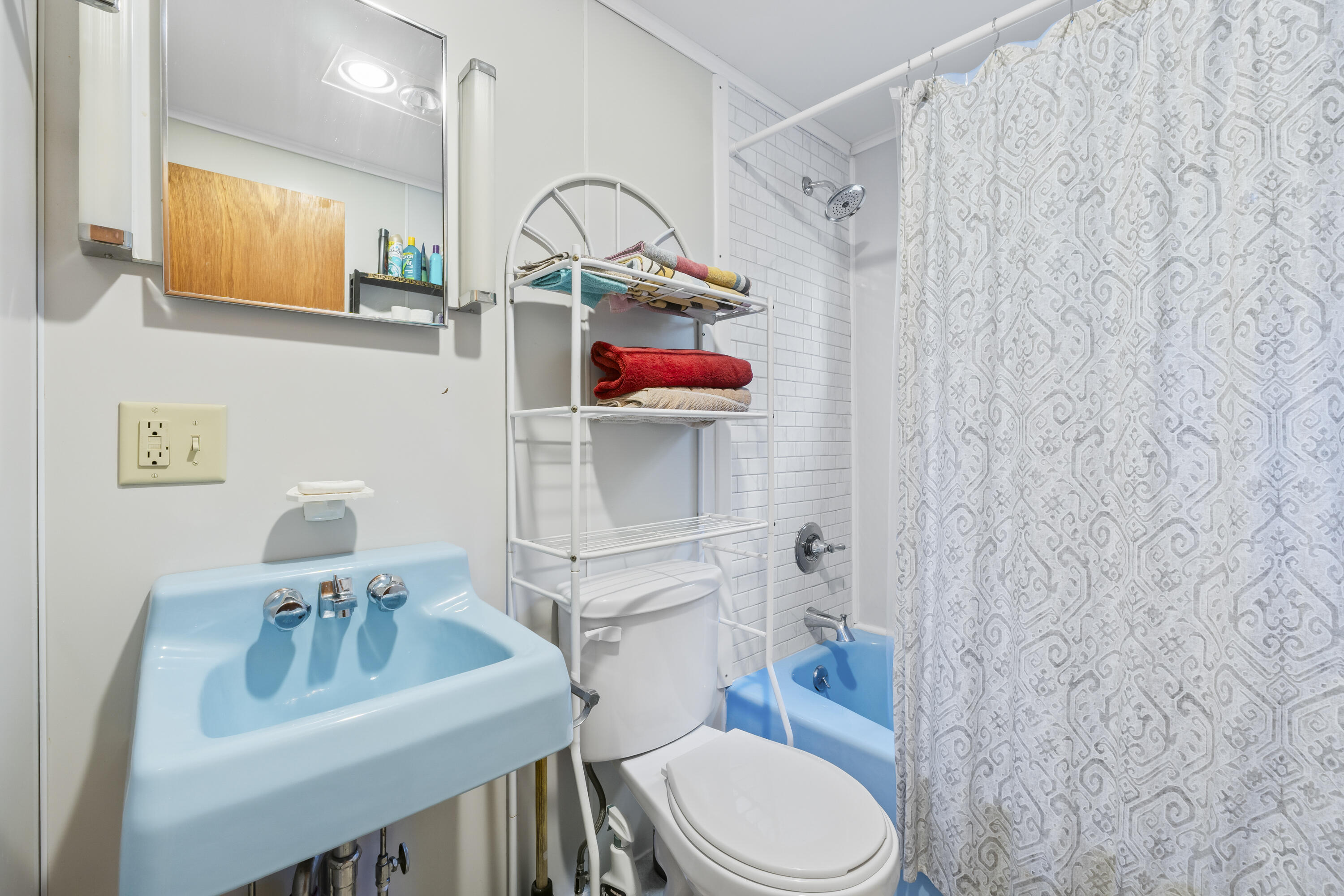 14 King Road Vassalboro, ME 04989 - Photo 28 of 46 14 King Rd_139