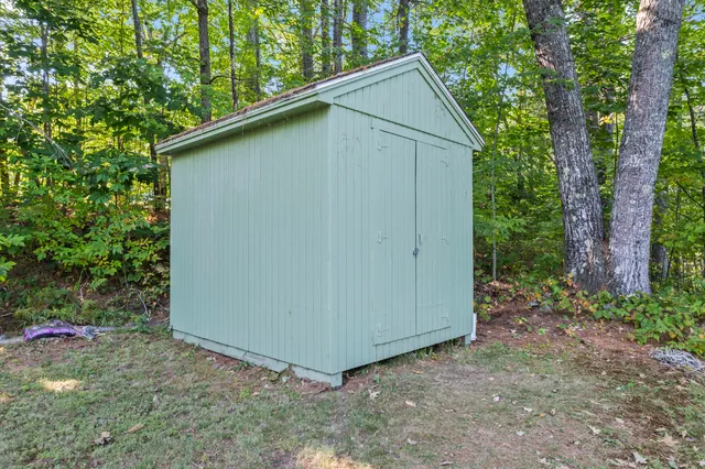 $400,000 | 14 King Road, Vassalboro, ME 04989