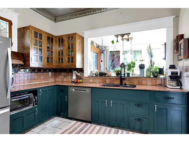 $515,000 | 1132 Ash Avenue, Cottage Grove, OR 97424