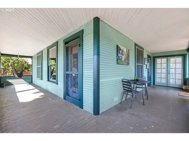 $515,000 | 1132 Ash Avenue, Cottage Grove, OR 97424