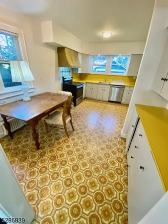 $6,600 | 136 South Centre Street, South Orange, NJ 07079