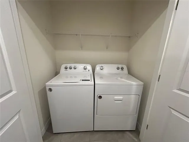 $2,275 | 17575 Crescent Moon Loop, Bradenton, FL 34211