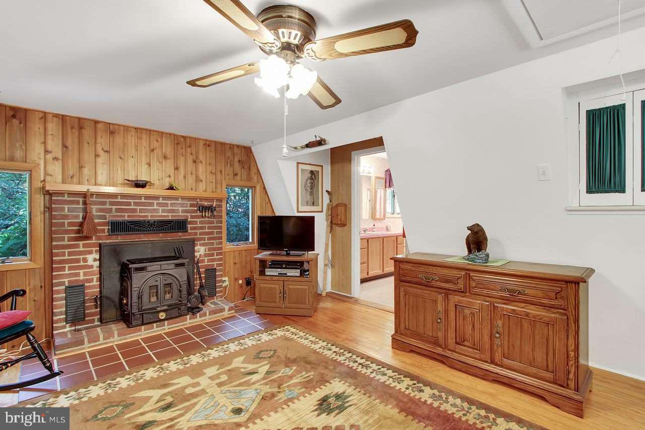105 Two Ring Road Aspers, PA 17304 - Photo 2 of 25 Gallery Image 2