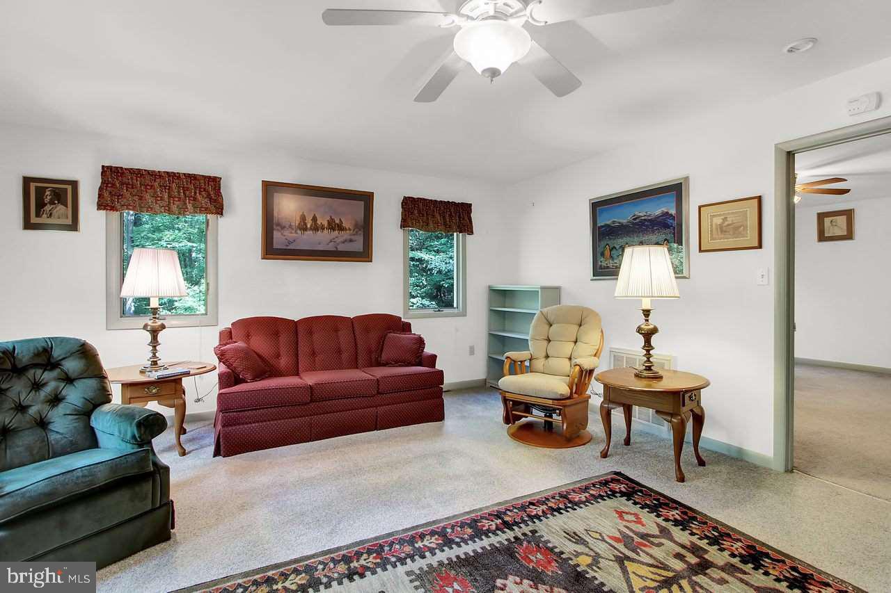 105 Two Ring Road Aspers, PA 17304 - Photo 9 of 25 Gallery Image 9