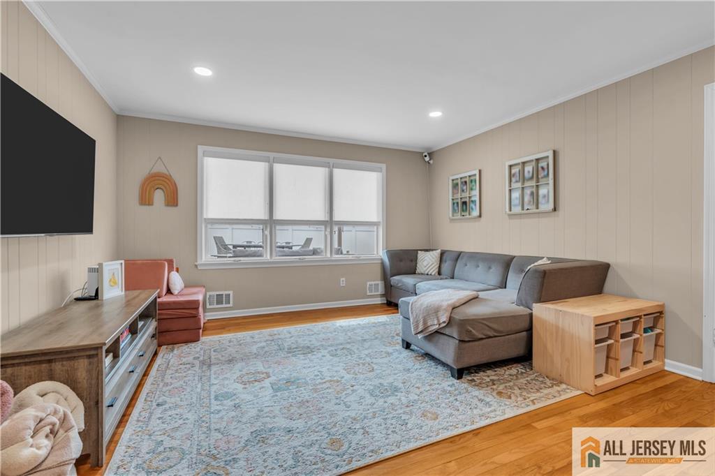 110 Oak Drive Middlesex, NJ 08846 - Photo 20 of 49