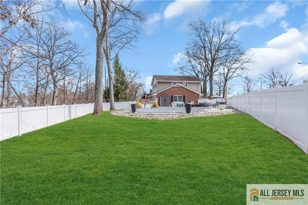 110 Oak Drive Middlesex, NJ 08846 - Photo 46 of 49