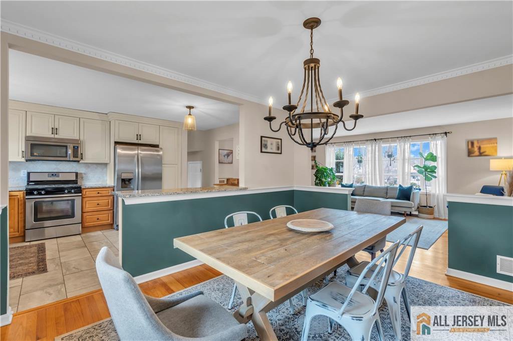 110 Oak Drive Middlesex, NJ 08846 - Photo 10 of 49