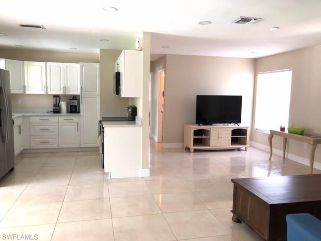 4501 30th Place Southwest Naples, FL 34116 - Photo 10 of 30 Gallery Image 10