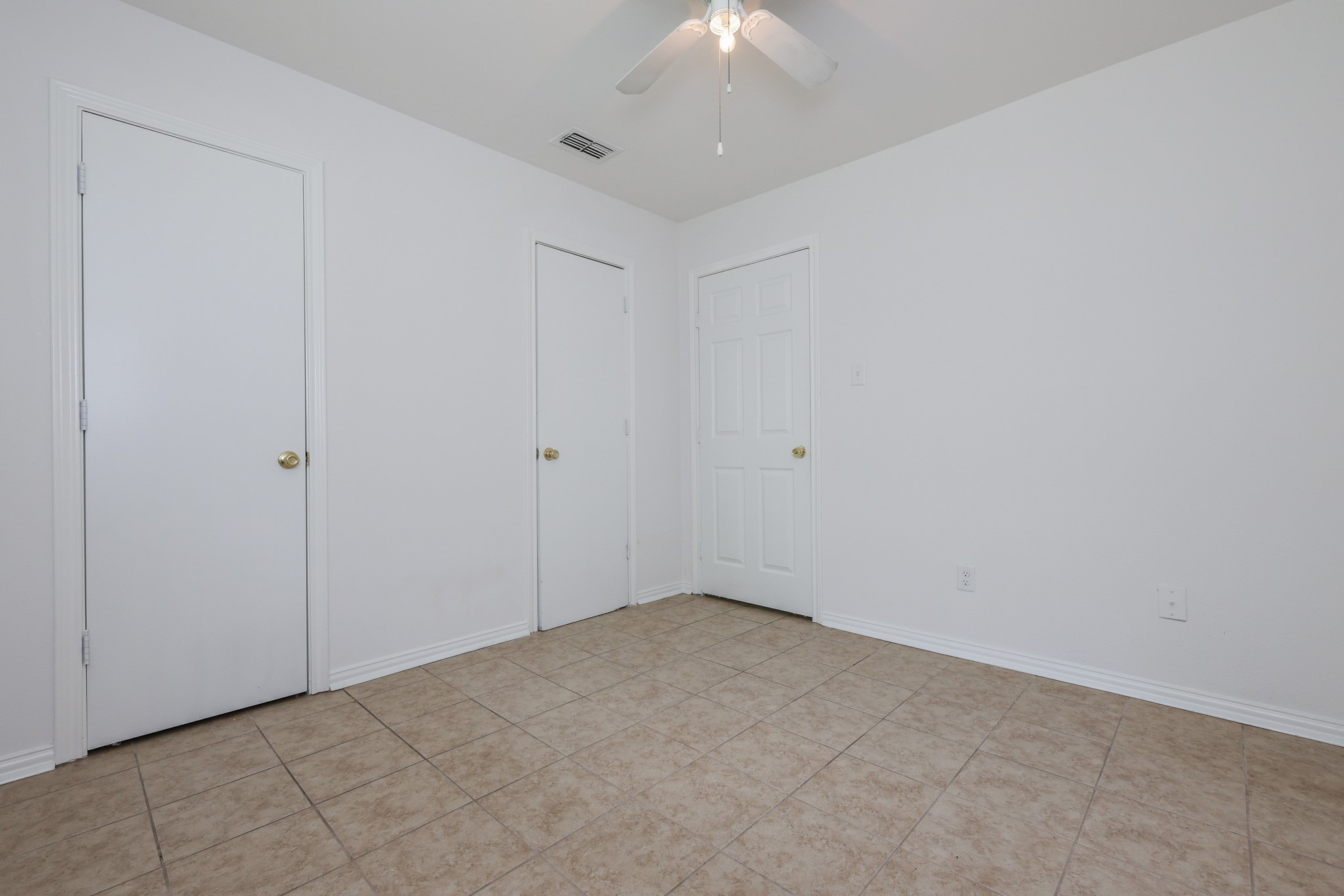 4823 Connorvale Road Houston, TX 77039 - Photo 21 of 26 Bedroom #3.