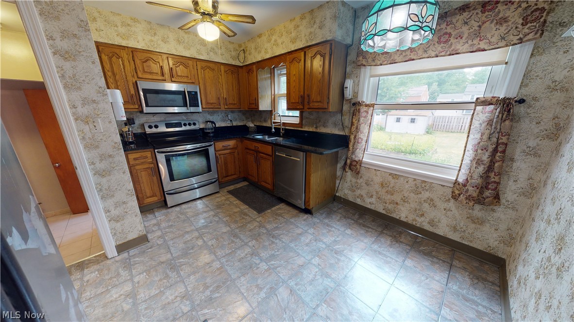 1260 Brainard Road Lyndhurst, OH 44124 - Photo 10 of 29