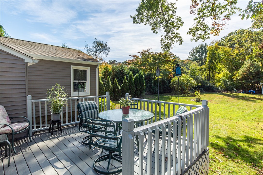 27 Weaver Road Johnston, RI 02919 - Photo 27 of 37 Gallery Image 27