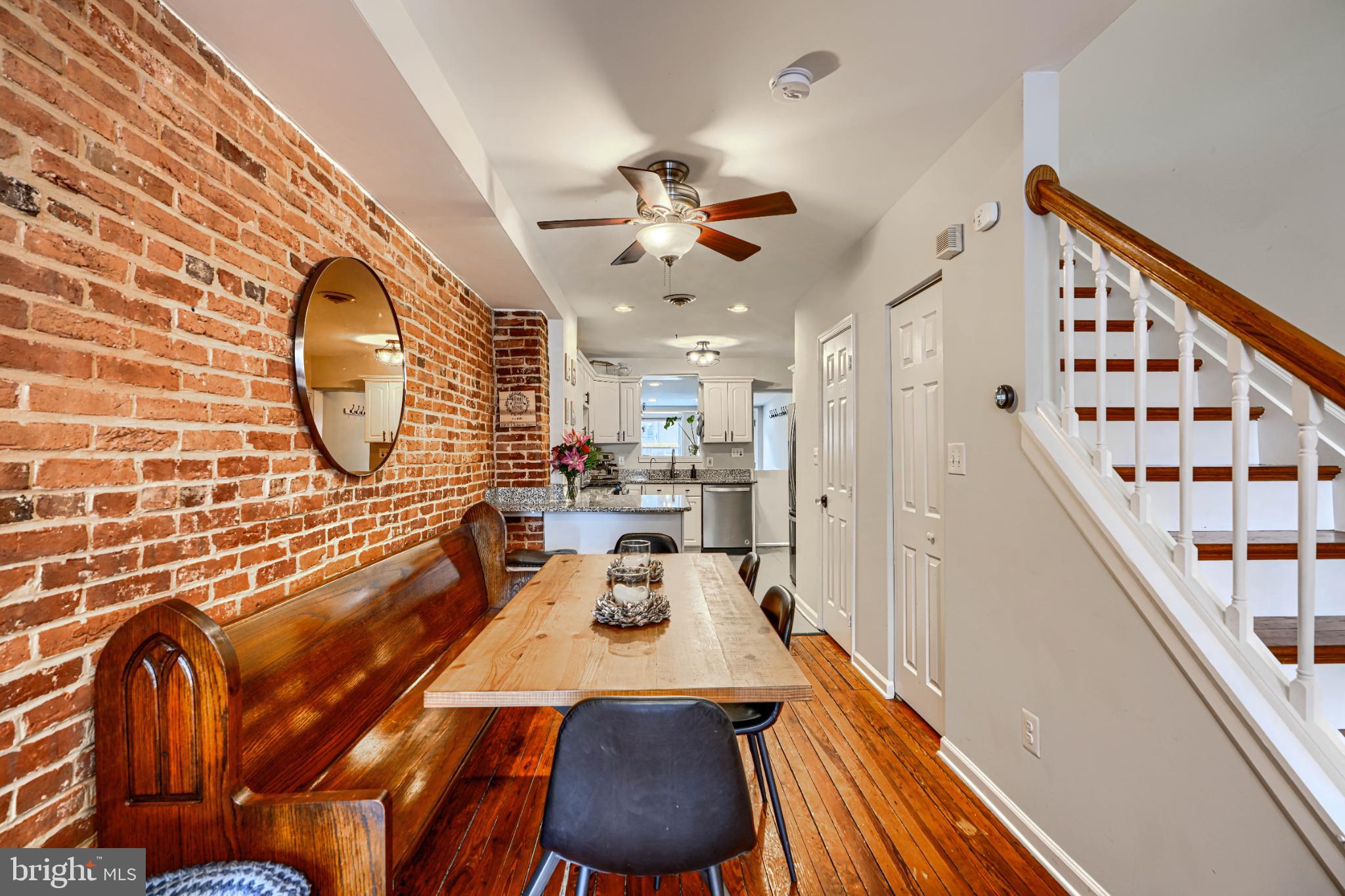 438 East Clement Street Baltimore, MD 21230 - Photo 24 of 47 a very nice looking room with a large window