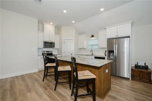 $299,999 | 473 Brazos Bend, Snook, TX 77879