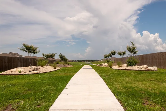 $299,999 | 473 Brazos Bend, Snook, TX 77879