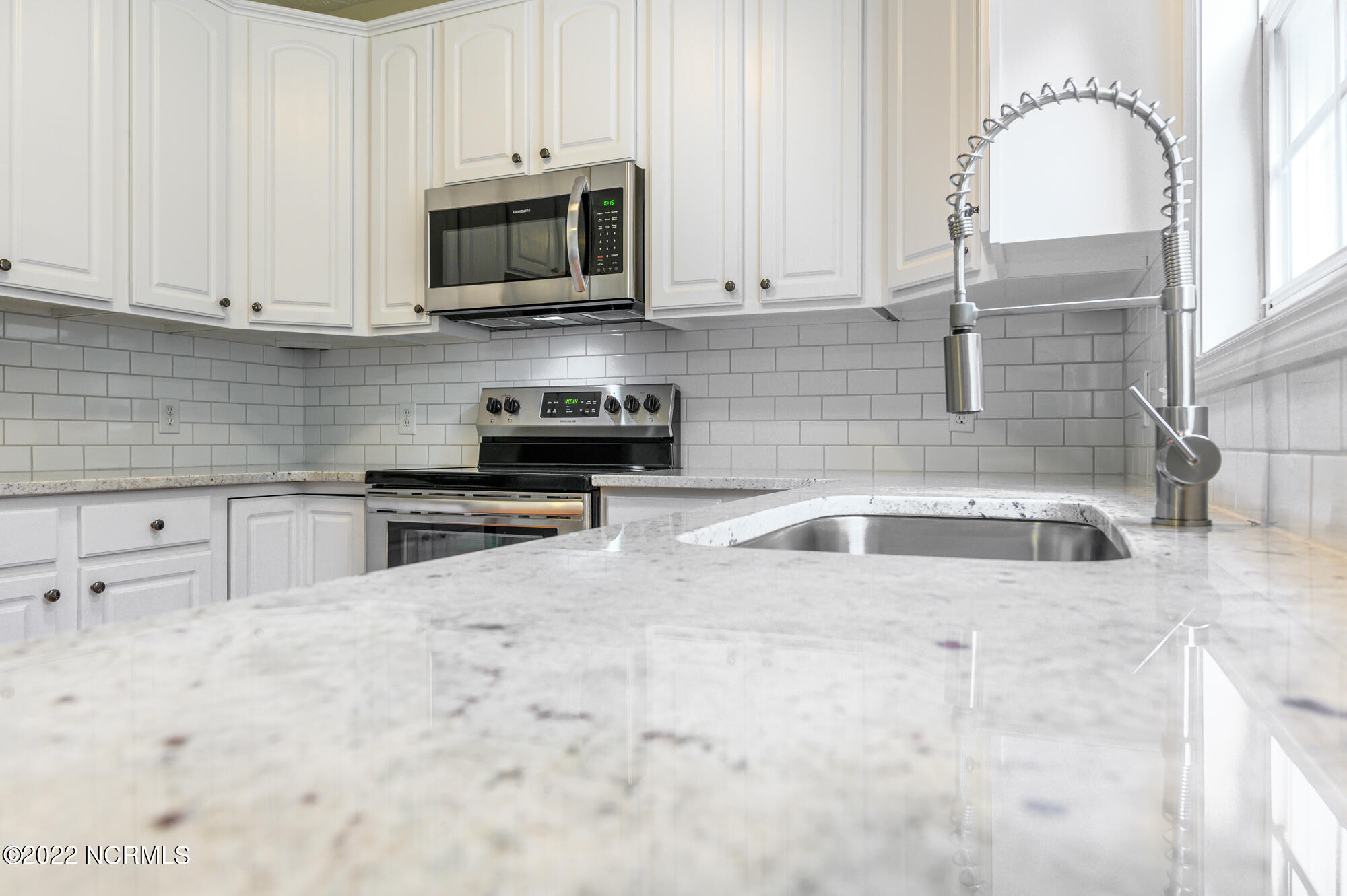 130 Meeting House Road Southern Pines, NC 28387 - Photo 9 of 35 Kitchen