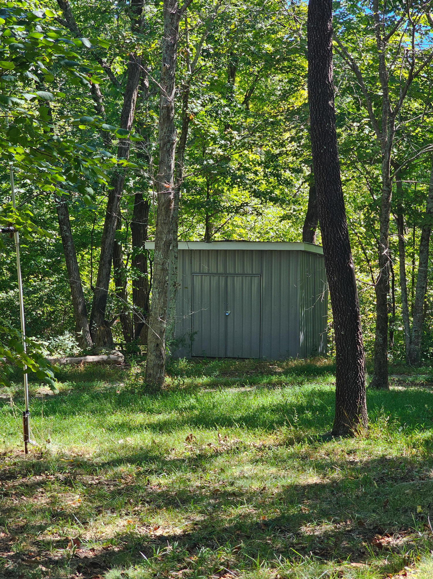 1960 Chestnut Grove Road Parksville, KY 40464 - Photo 20 of 25 20260925_123358