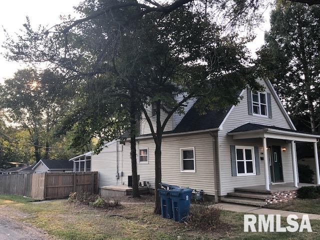 1316 North MacArthur Boulevard Springfield, IL 62702 - Photo 2 of 22