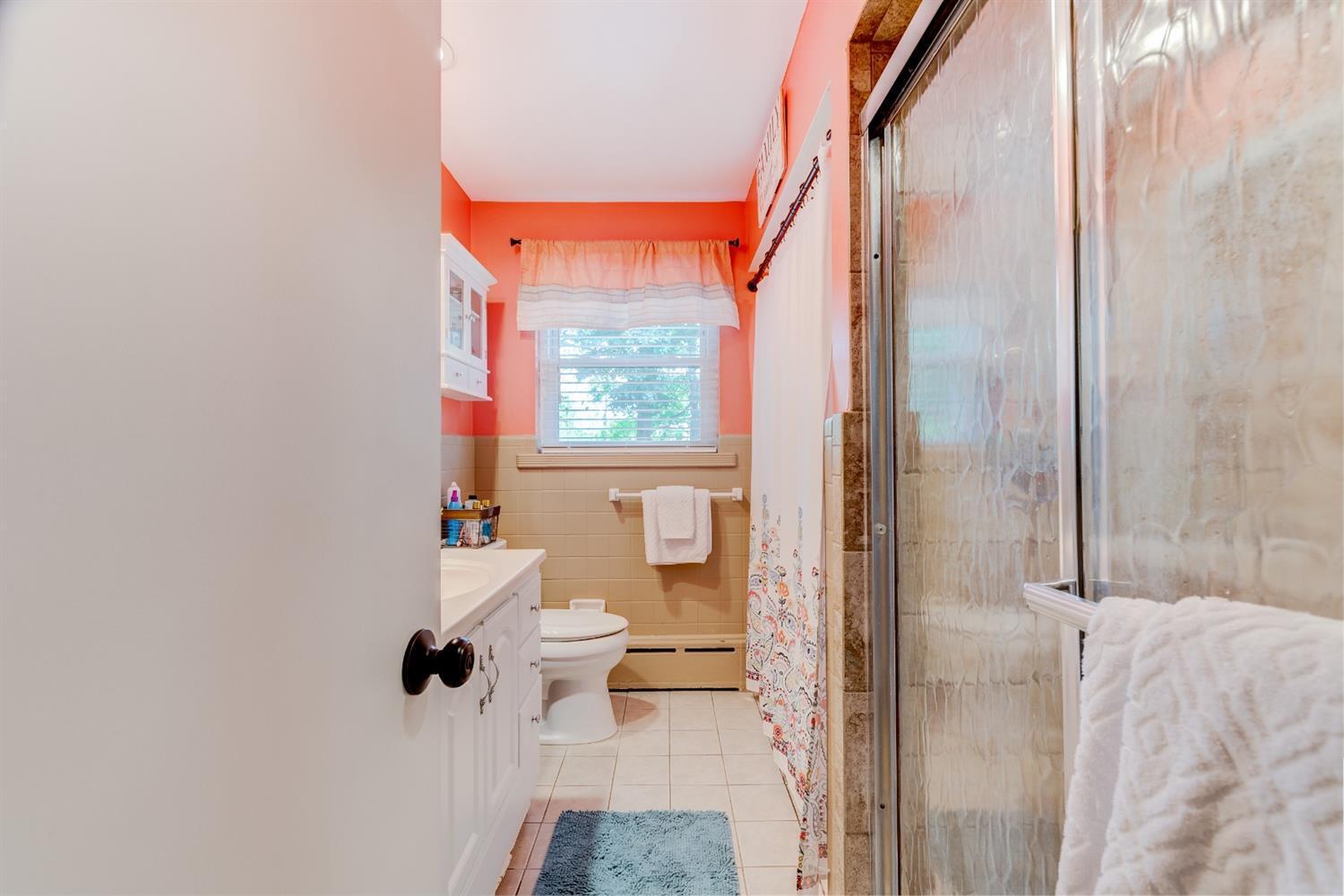 3402 Rocker Drive Cincinnati, OH 45239 - Photo 9 of 30 Gallery Image 9