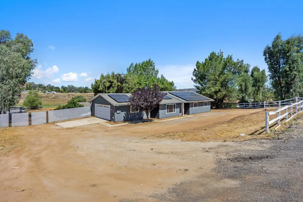 355 Amigos Road Ramona, CA 92065 - Photo 38 of 42 Gallery Image 38