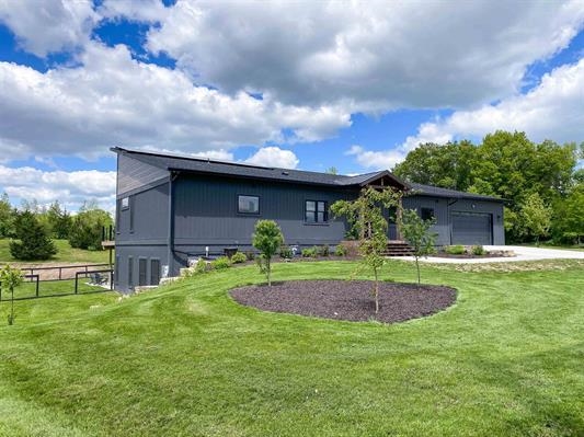 S7915 Ruthe Badger Lane Merrimac, WI 53561 - Photo 2 of 47