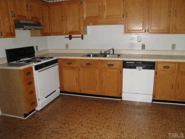 1917 Zebulon Road Zebulon, NC 27597 - Photo 4 of 12 Kitchen