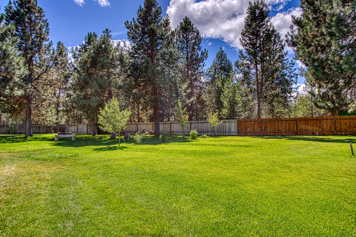55915 Blue Eagle Road Bend, OR 97707 - Photo 6 of 31 Back yard