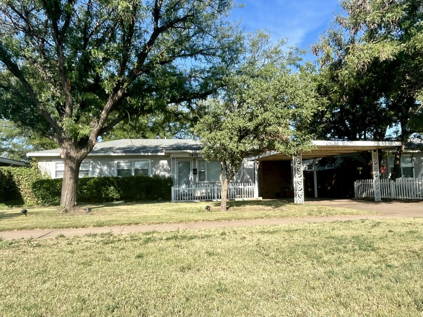 1413 Utica Plainview, TX 79072 - Photo 1 of 28 1