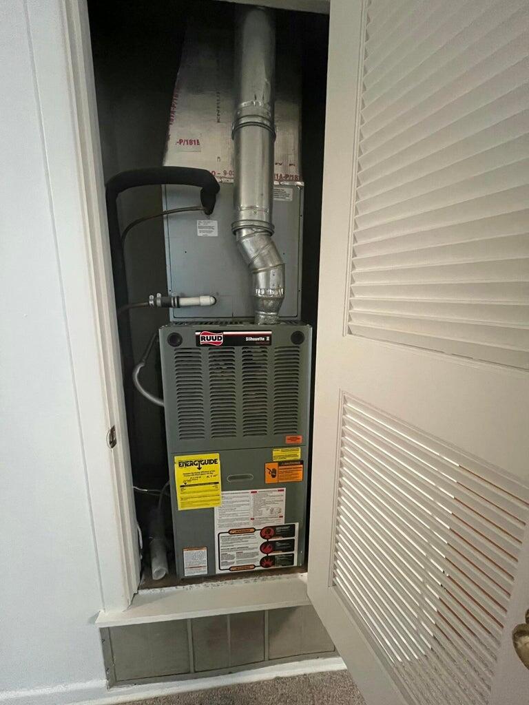 1413 Utica Plainview, TX 79072 - Photo 17 of 28 17