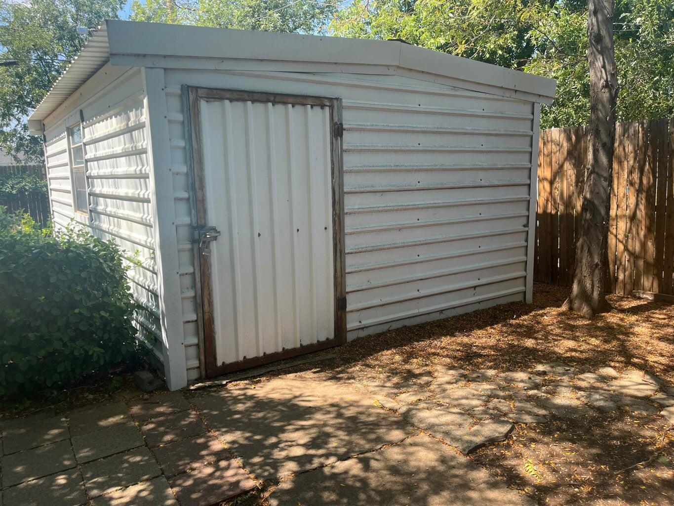 1413 Utica Plainview, TX 79072 - Photo 18 of 28 18