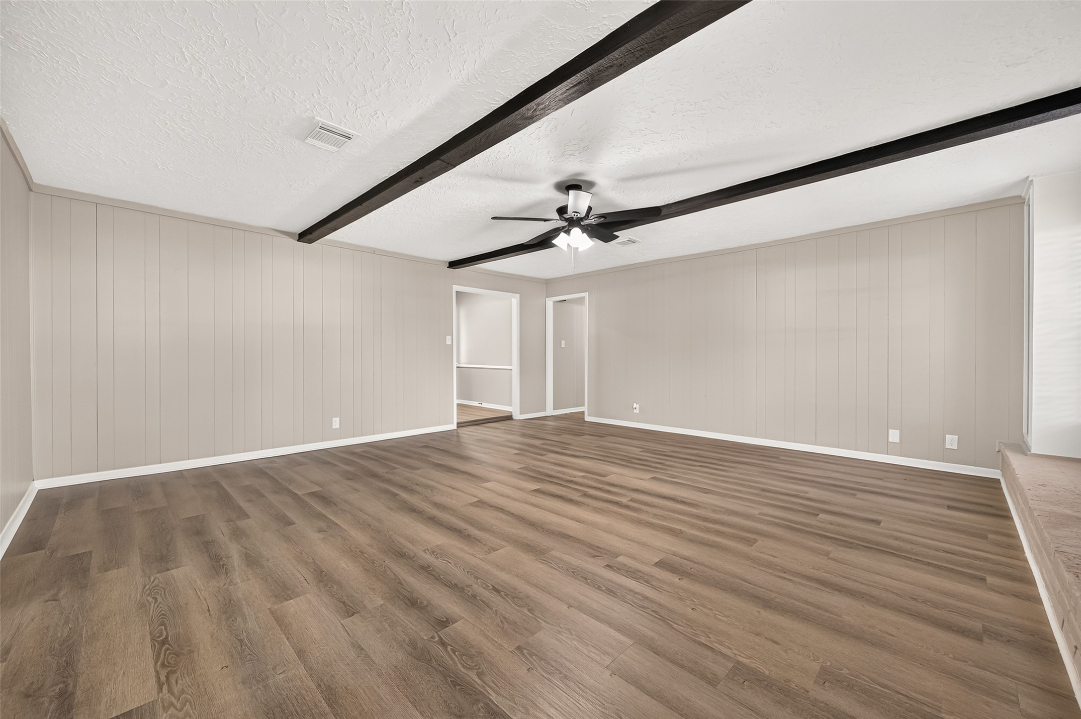 23802 Spring Towne Drive Spring, TX 77373 - Photo 7 of 39 Gallery Image 7