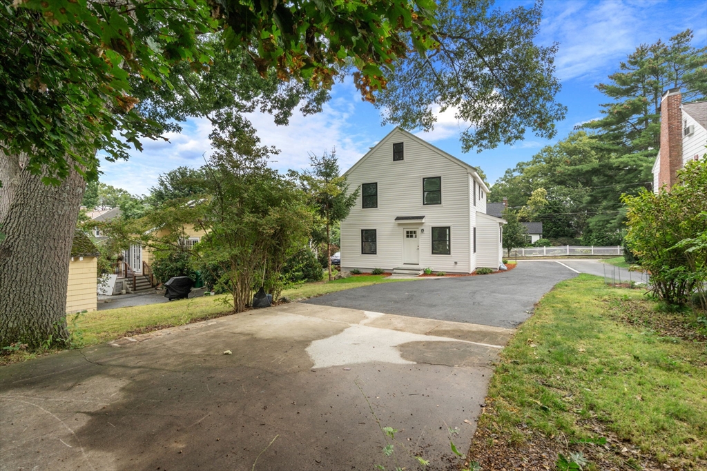 179 Woodcliff Road Newton, MA 02461 - Photo 34 of 37 Gallery Image 34
